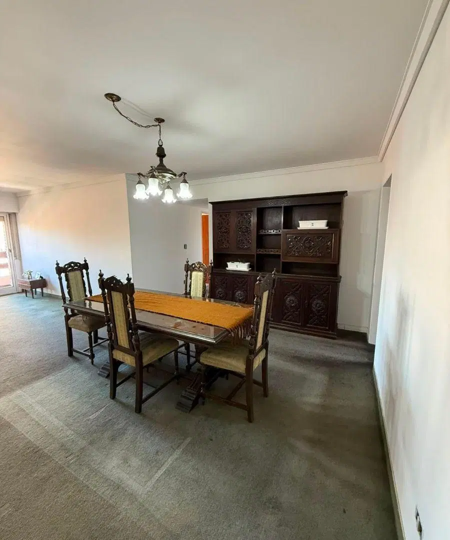 Departamento 4 ambientes c/ cochera cubierta Morón Centro 5
