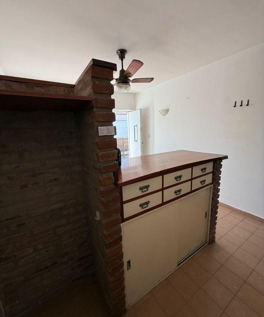 Foto de Alquiler Departamento 2 ambientes Villa Luzuriaga, imagen 3