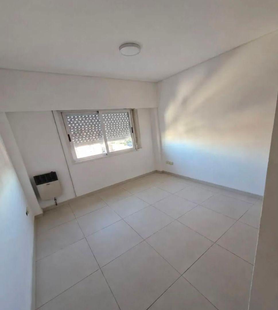 Foto de Departamento en alquiler 3 ambientes con balcón, imagen 2