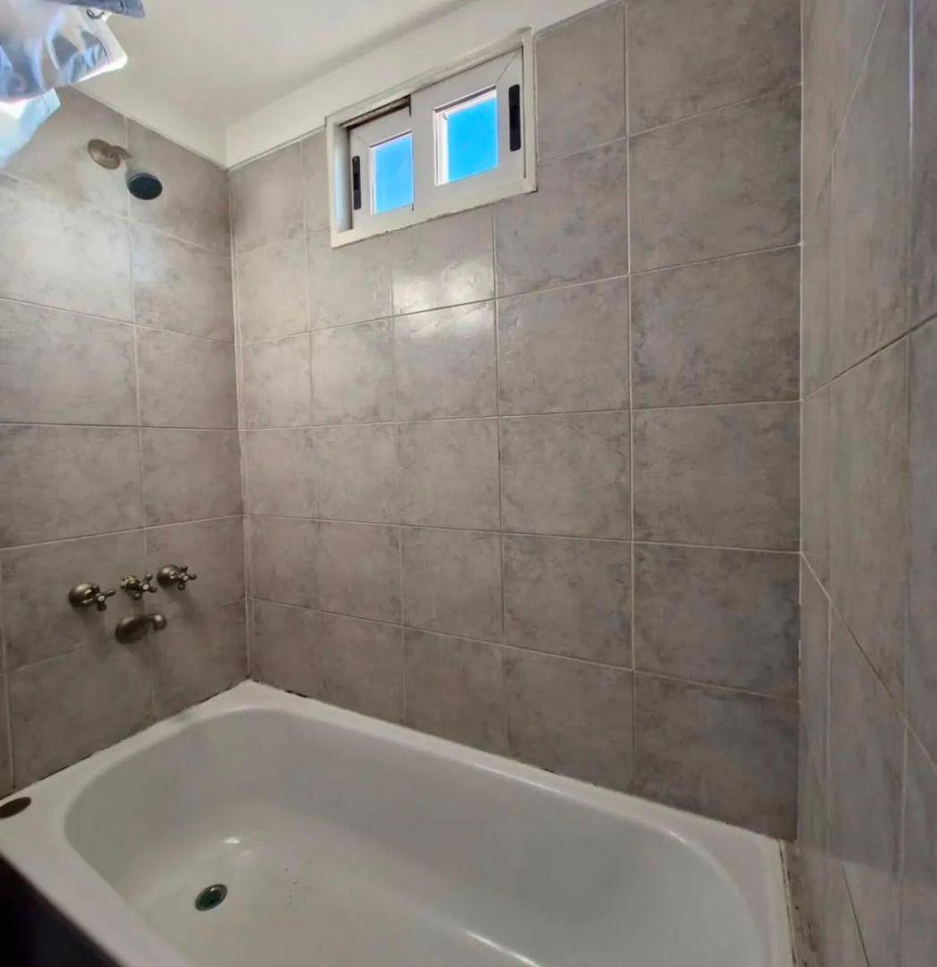 Foto de Departamento en alquiler 3 ambientes con balcón, imagen 1