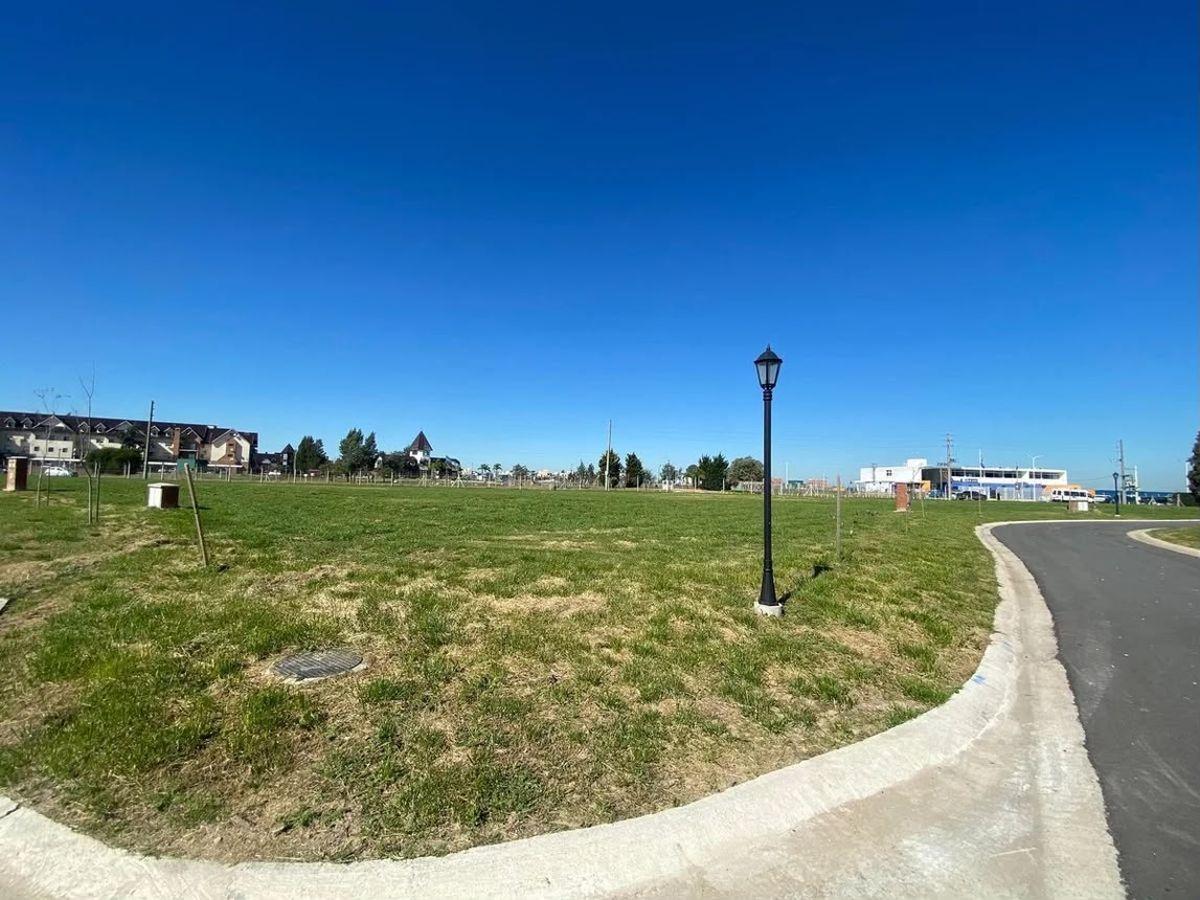 Foto de LOTE EN VENTA BARRIO SAN ROQUE CANNING CON LAGUNA, imagen 1