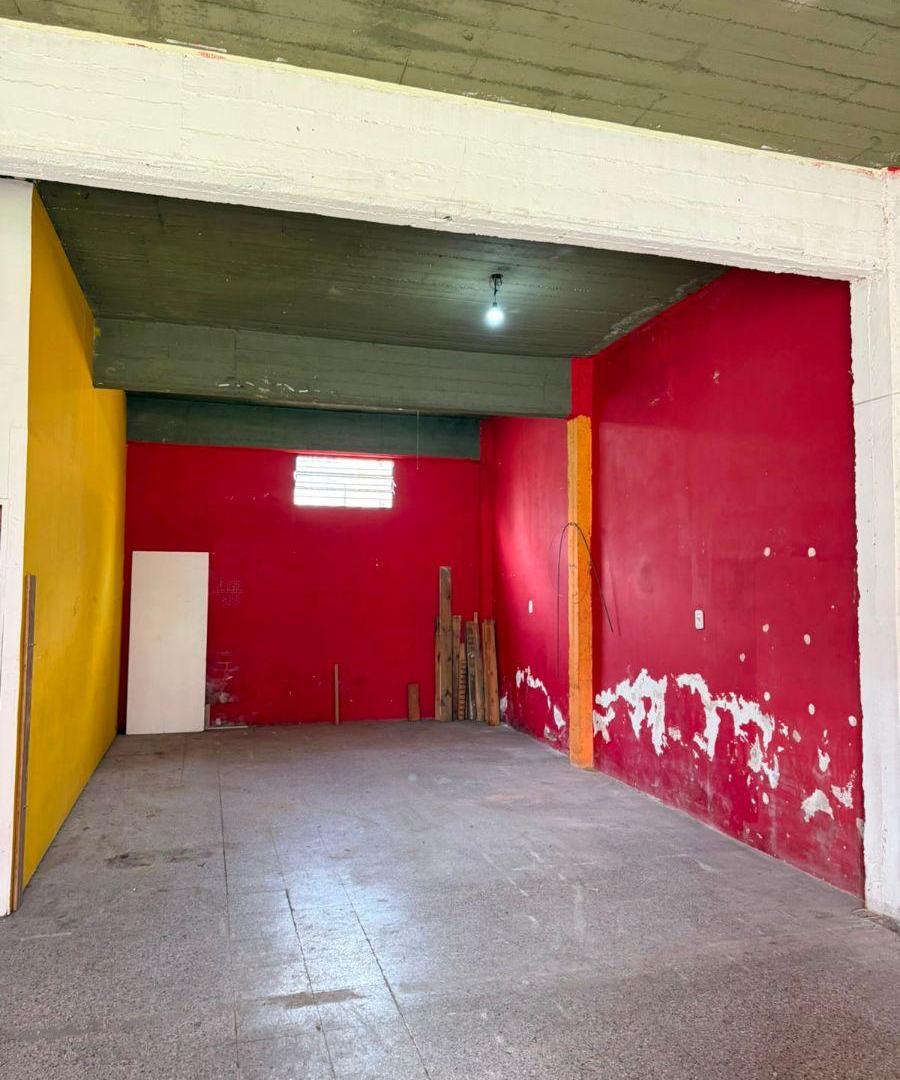 Foto de ALQUILER LOCAL COMERCIAL VILLA LUZUARIAGA, imagen 1
