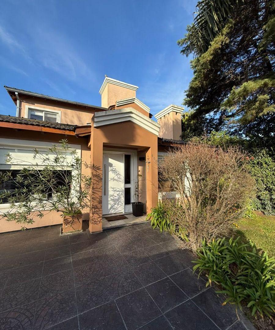 Foto de Hermoso Chalet en venta en San Patricio, imagen 1