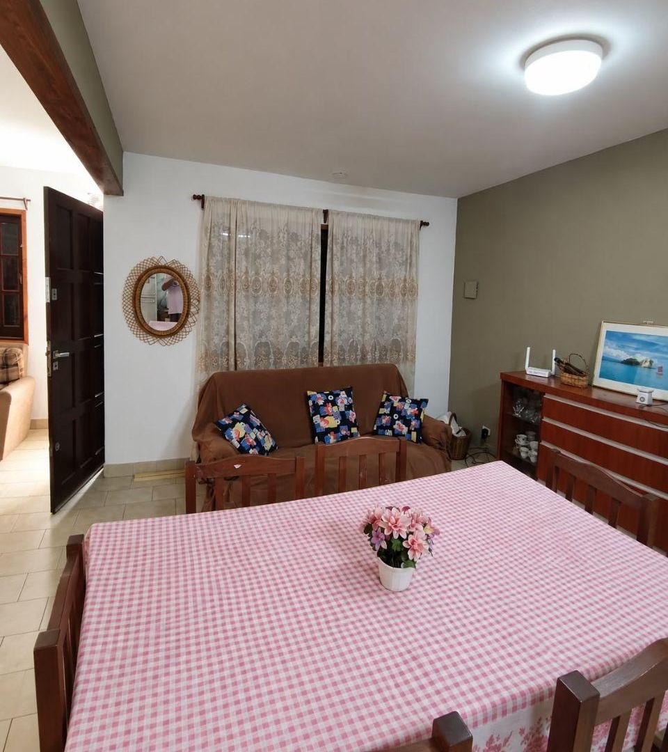 Foto de CASA CON COCHERA + 1 AMBIENTE A REFACCIONAR OPORTUNIDAD ! EXCELENTE, imagen 3
