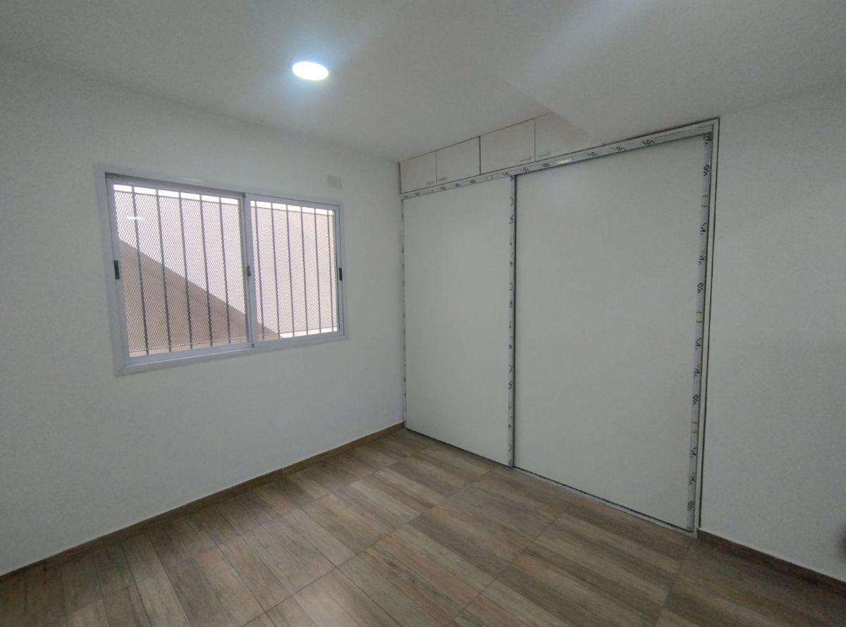 Foto de DEPARTAMENTO EN ALQUILER CERCA DEL HOSPITAL DE MORON, imagen 4
