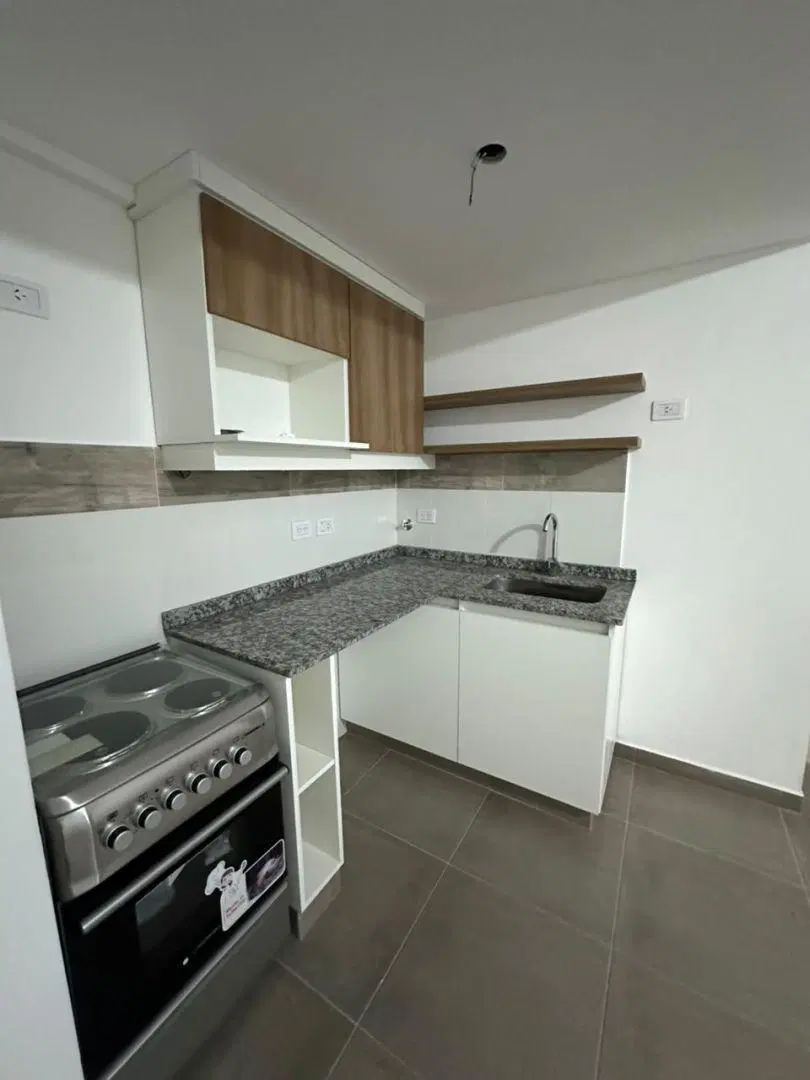 VENTA DE MONOAMBIENTE A ESTRENAR AL FRENTE CON BALCON APTO CREDITO 3