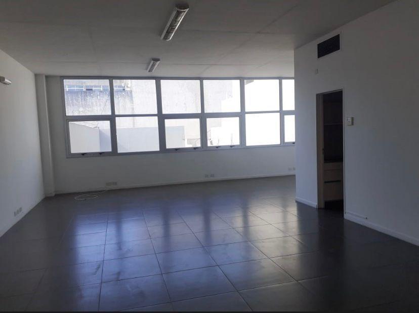 Foto de ALQUILER DE OFICINA EN RAMO MEJIA SUR, imagen 3