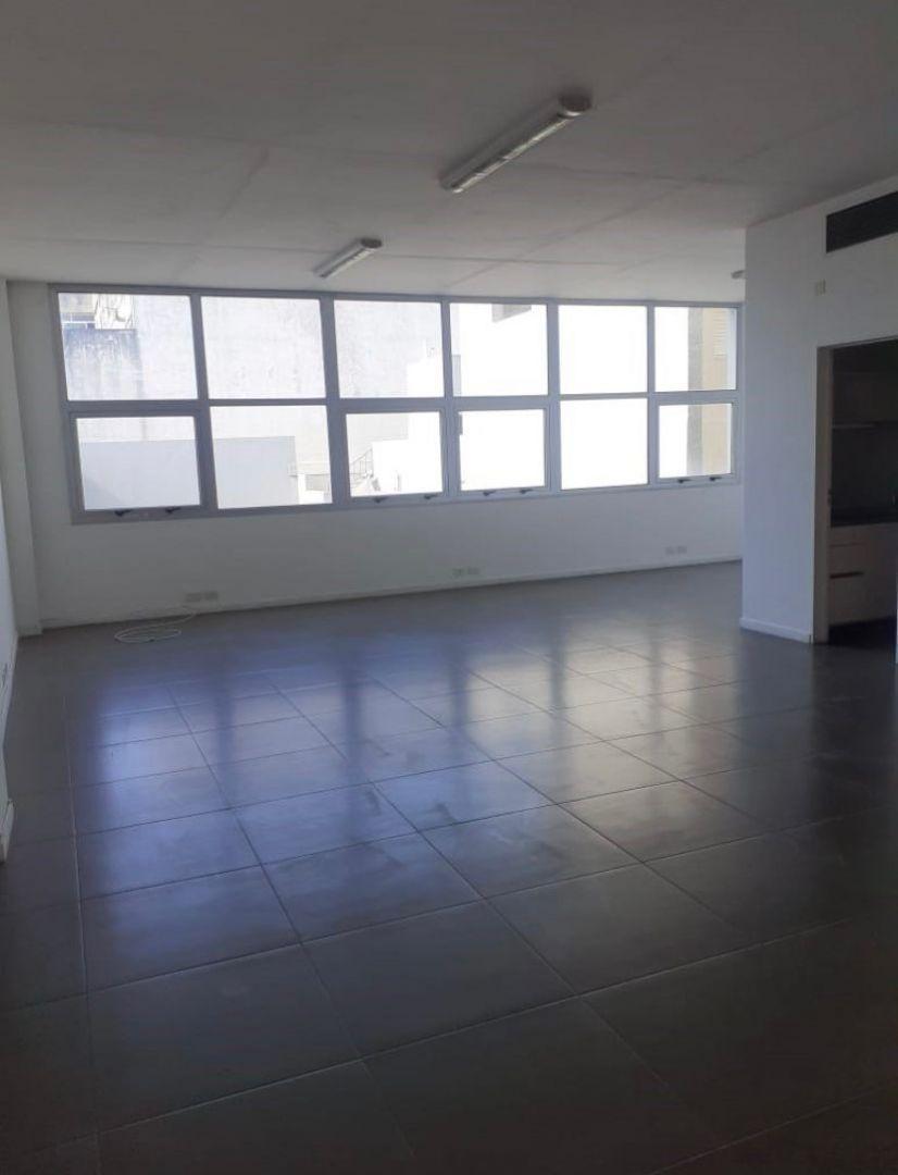 Foto de ALQUILER DE OFICINA EN RAMO MEJIA SUR, imagen 4