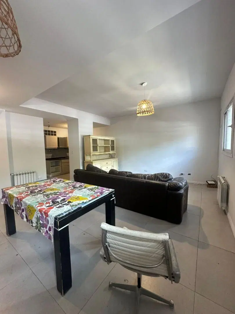 TRIPLEX DE 4 AMBIENTES A ESTRENAR EN HAEDO CON TERRAZA Y COCHERA APTO CREDITO 5