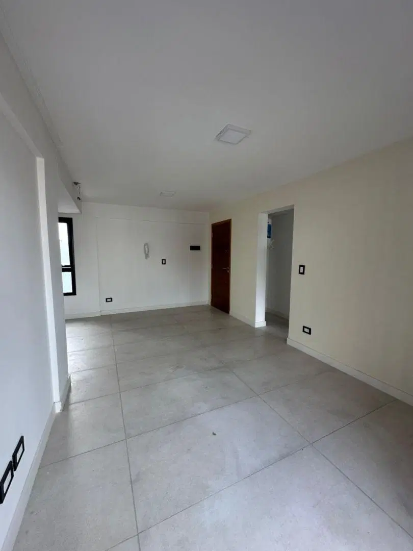 ALQUILER DE DEPARTAMENTO NUEVO A ESTRENAR 2 AMB MORON 3