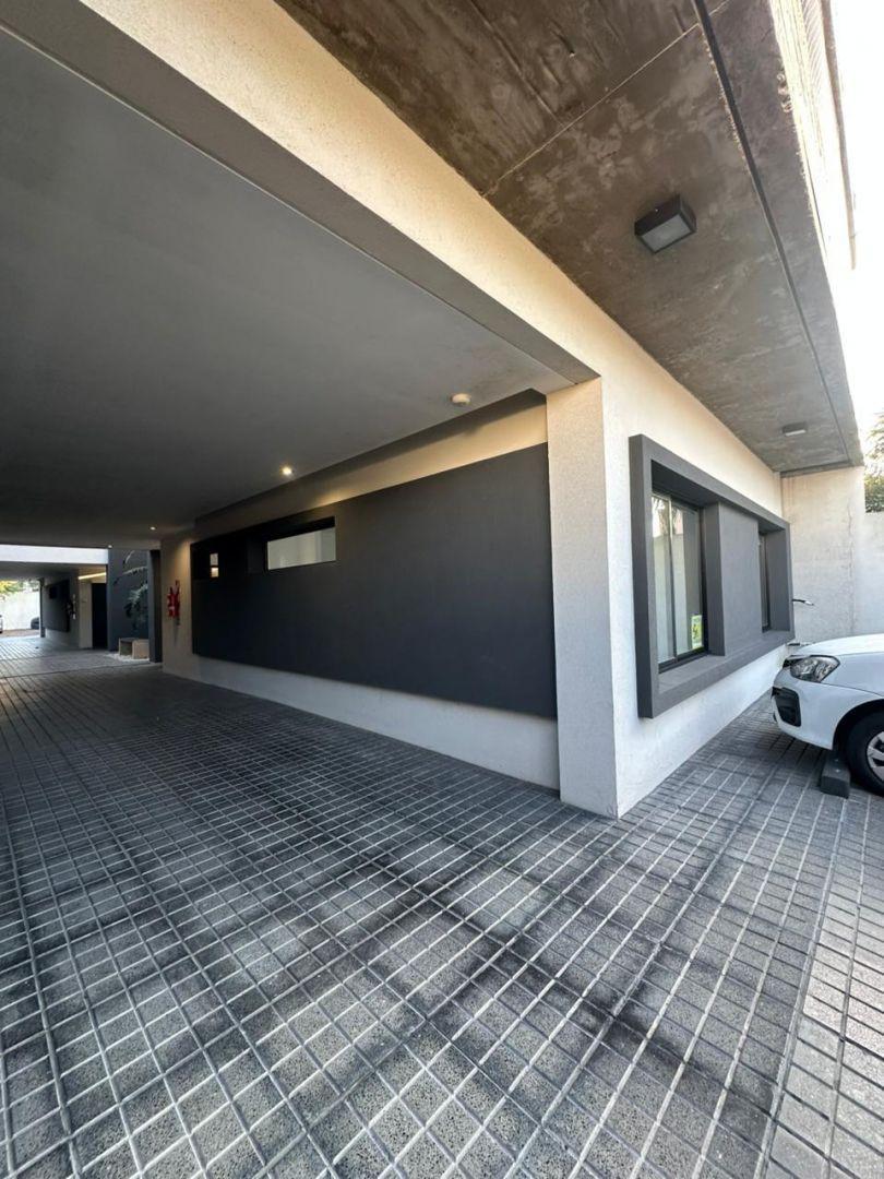 Foto de Venta Departamento 2 Ambientes con Cochera, imagen 3