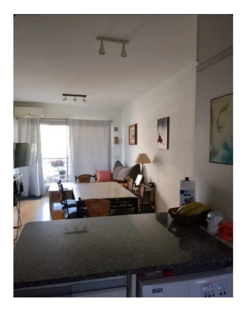 Foto de VENTA 2 AMBIENTES CON COCHERA EN PARQUE CHACABUCO, imagen 1