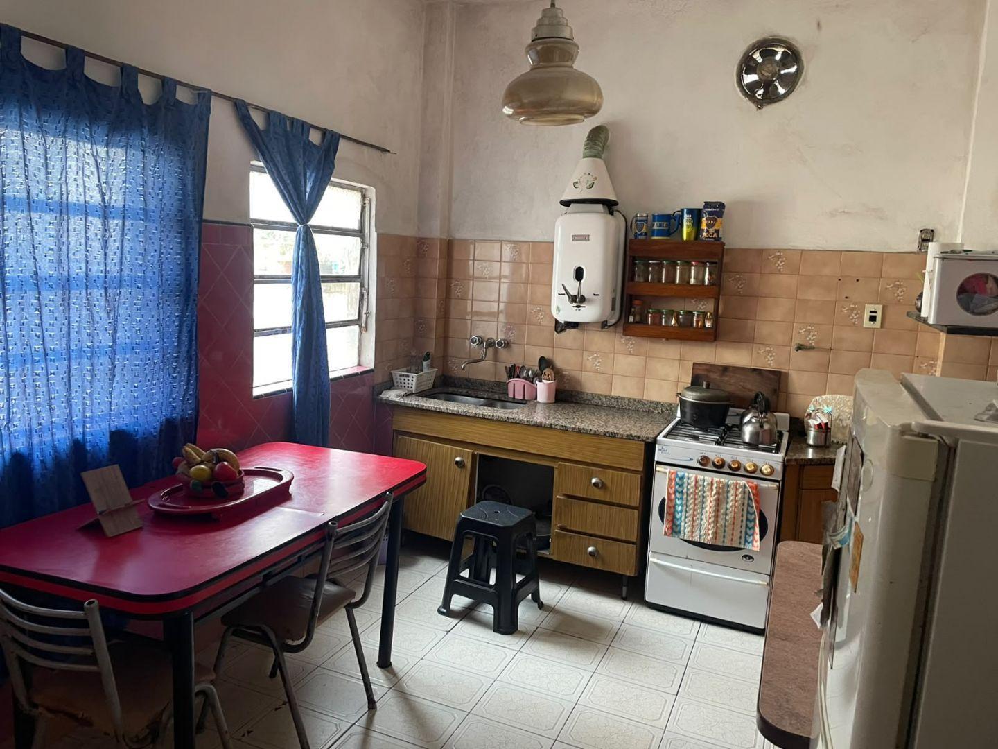 Foto de EXELENTE OPORTUNIDAD!! CASA 3 AMBIENTES, imagen 4