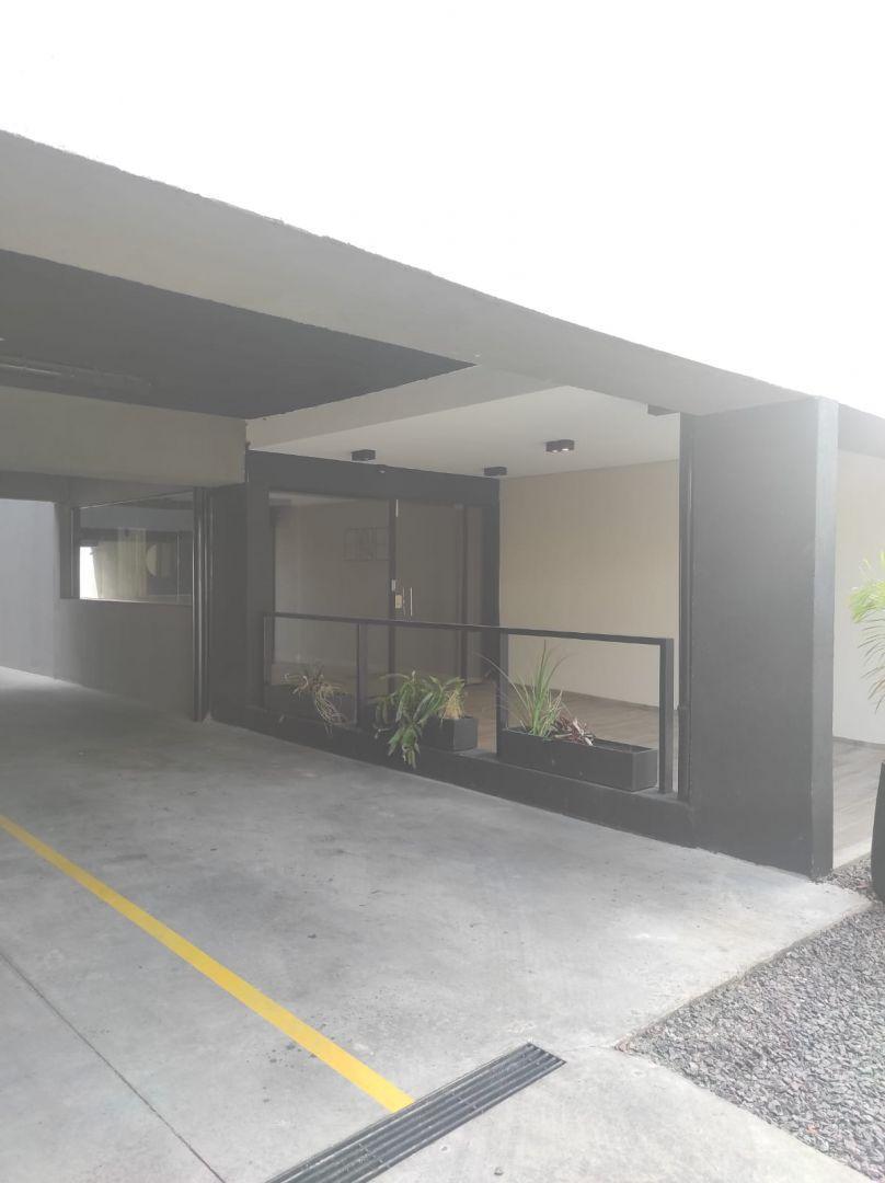 Foto de ALQUILER DE DEPARTAMENTO 2 AMBIENTES EN MORON, imagen 2