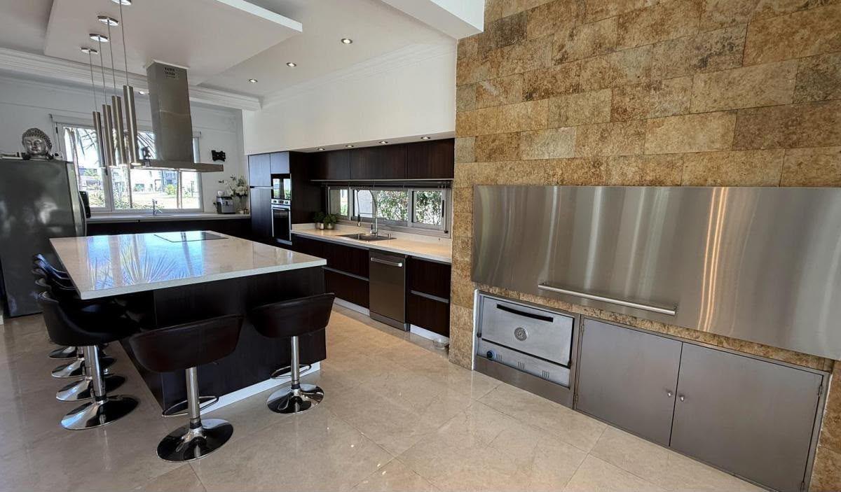 Foto de Casa 4 ambientes. | Lagos de Canning - Ezeiza, imagen 2