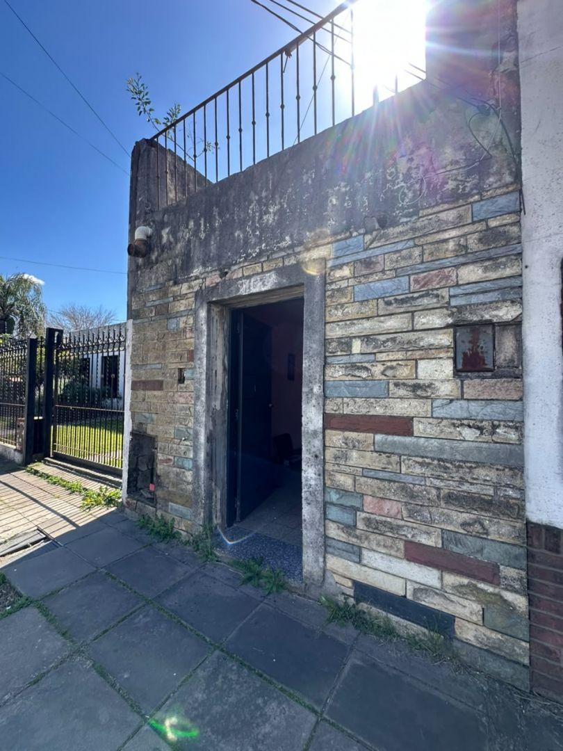 Foto de PH A RECICLAR 2 AMBIENTES EN VILLA TESEI ESCUCHA OFERTA, imagen 1