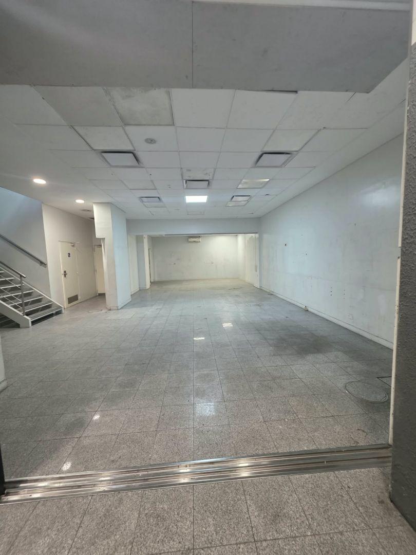 Foto de ALQUILER DE LOCAL COMERCIAL DE 460M2 SOBRE J.M. ROSAS 1000, imagen 4