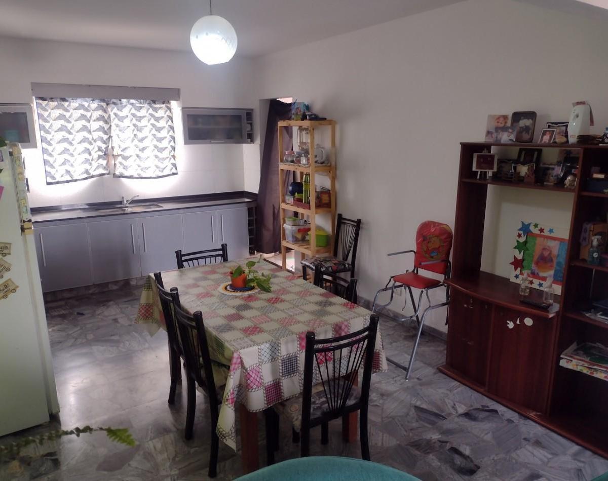 Foto de Excelente PH 3 Ambientes con Patio y Terraza, imagen 3