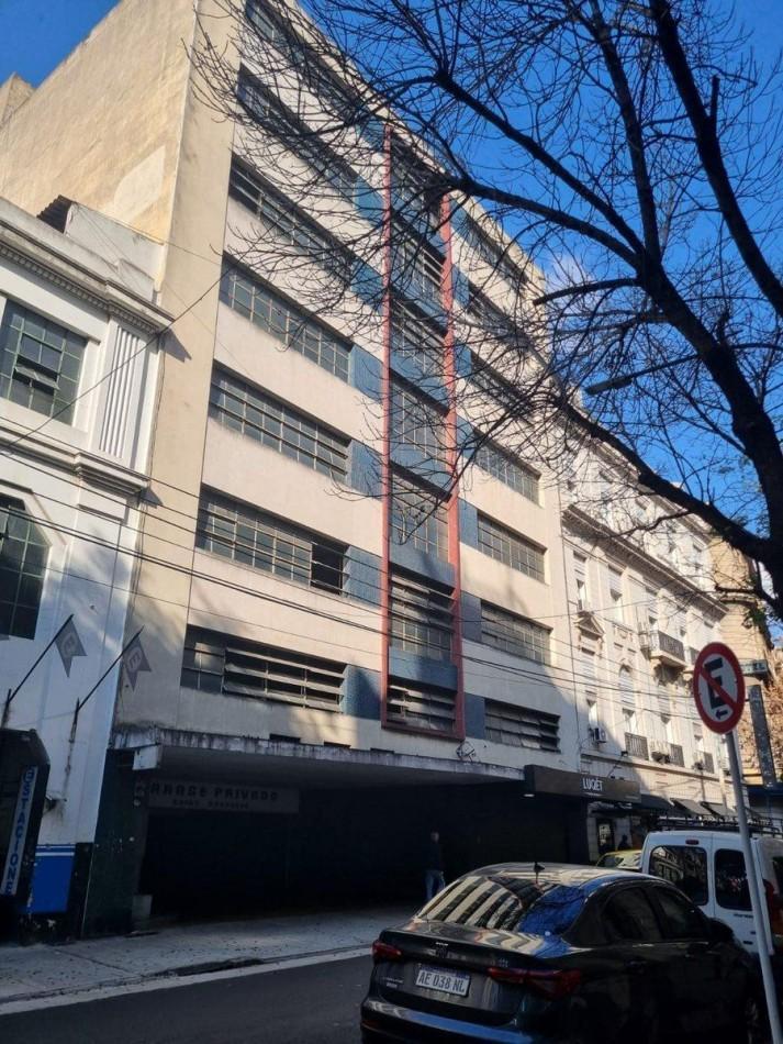 Foto de Cochera cubierta Recoleta, imagen 1