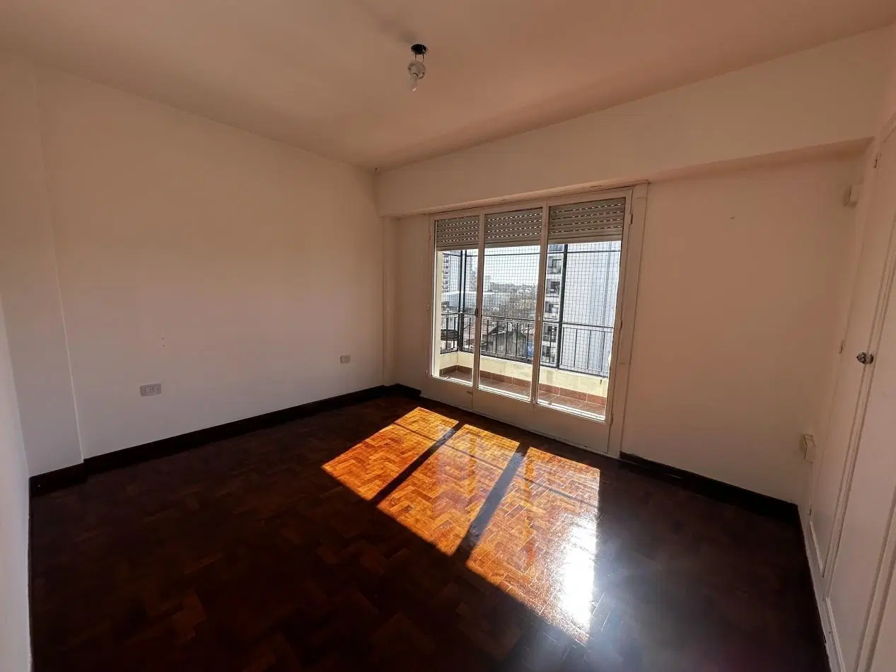 Departamento 3 ambientes en San Martin centro 4