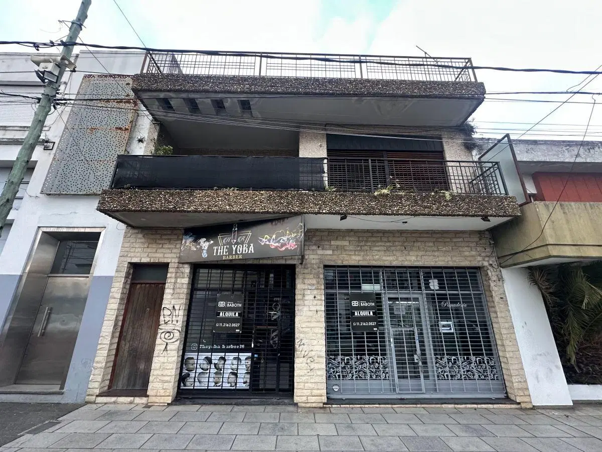 Venta en Block departamento 3 ambientes/ 2 locales comerciales/ vivienda a refaccionar con fondo lib 2