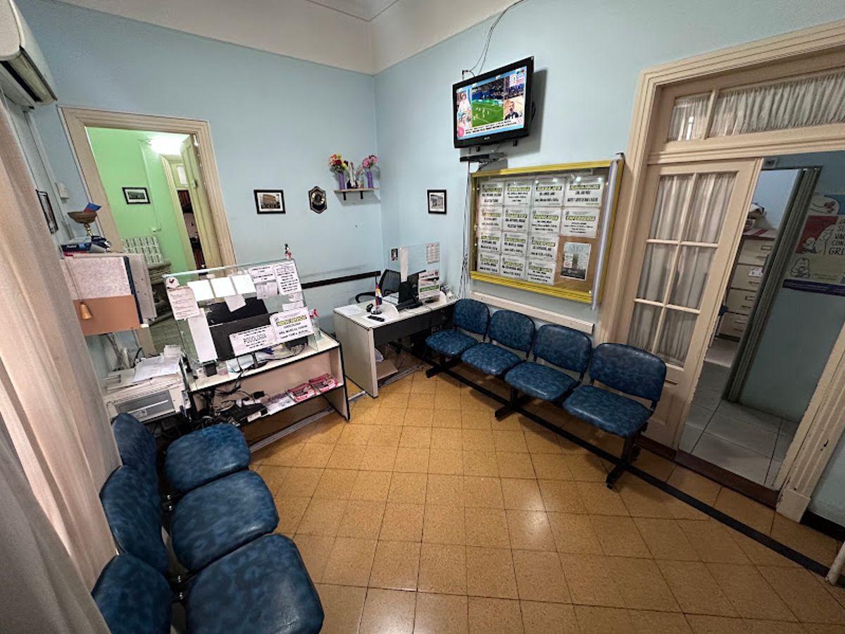 Foto de Casa 4 ambientes San Martin centro USO COMERCIAL, imagen 1