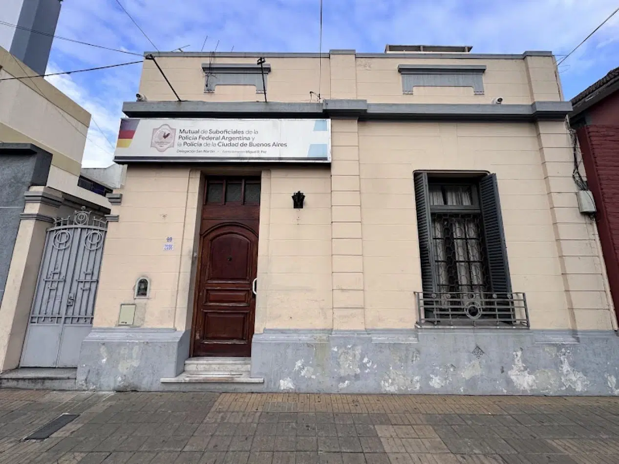 Casa 4 ambientes San Martin centro USO COMERCIAL 3