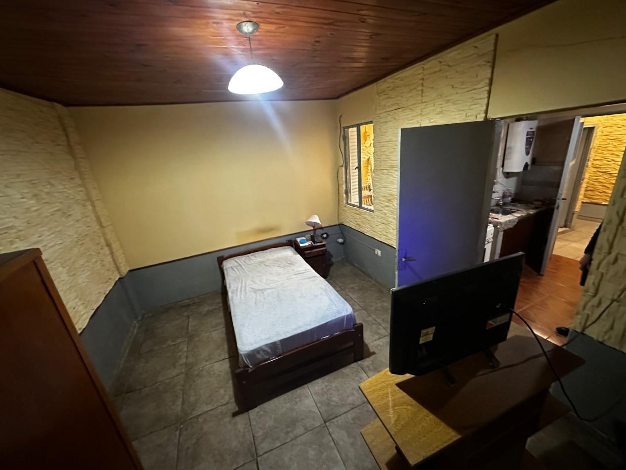 Foto de PH 2 ambientes Villa Lynch, imagen 1
