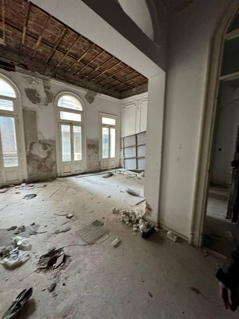 Venta de Edificio en Bloque con Local en Microcentro! 4