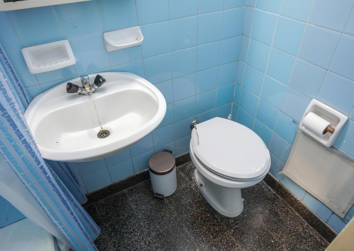 Venta Monoambiente 33 m² Constitución con Patio 5
