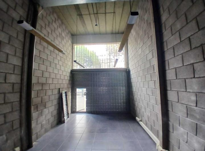 Venta Local Comercial en Villa Ortuzar 5