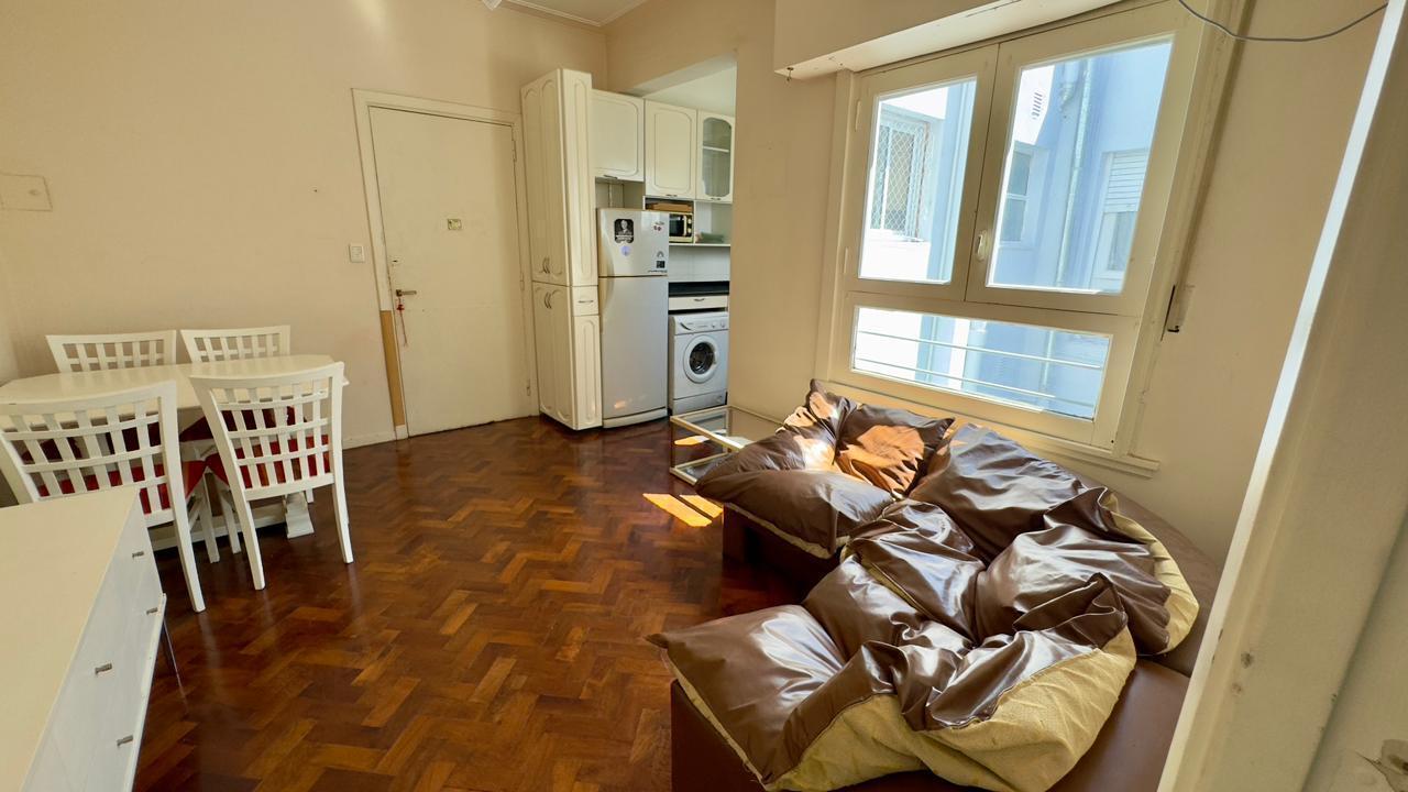 Foto de Venta de departamento de 2 ambientes en Flores, imagen 2