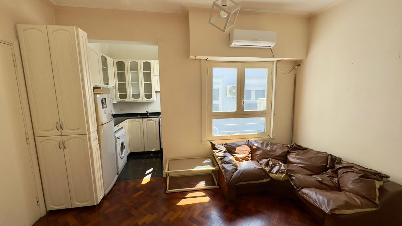 Venta de departamento de 2 ambientes en Flores