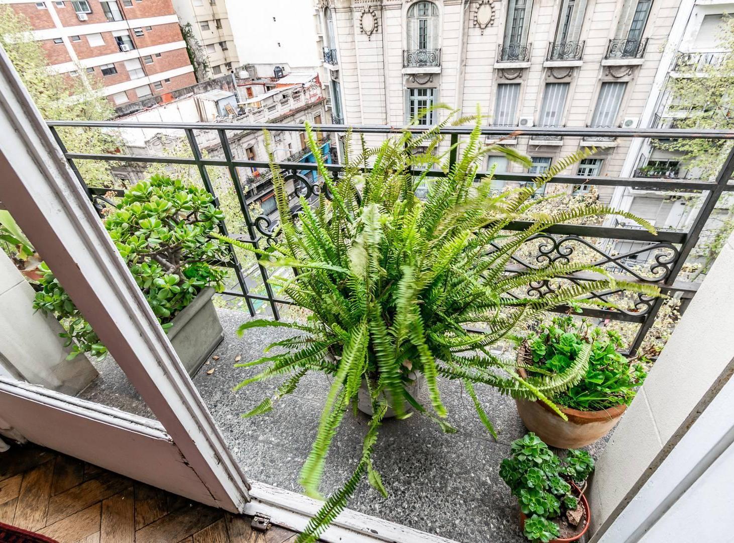 Foto de Venta de Departamento 5 Ambientes en Recoleta, imagen 1