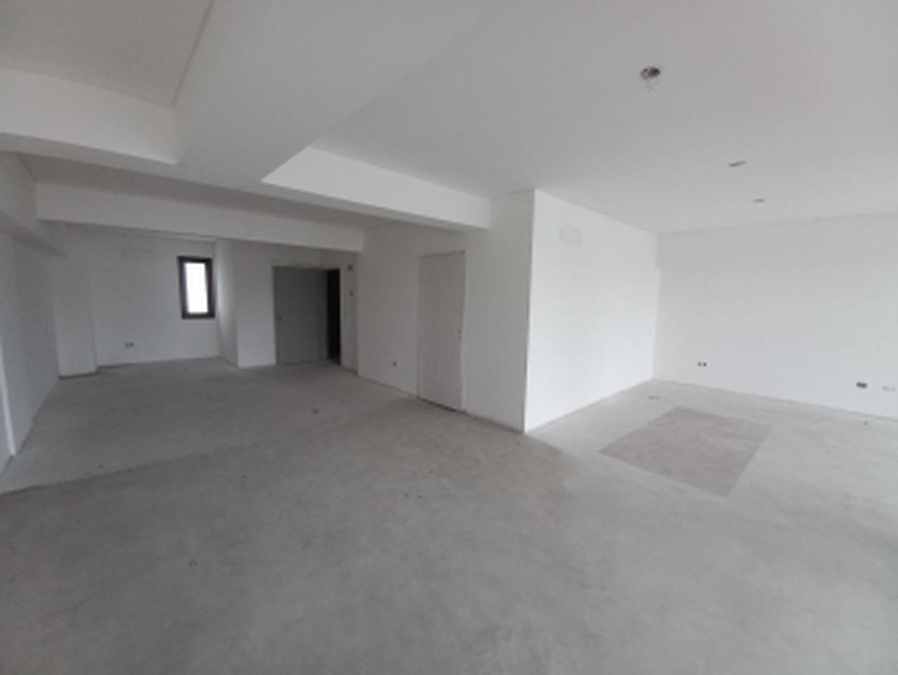 Foto de Oficina 3 ambientes en venta sobre Av. Libertador - Palermo, imagen 2