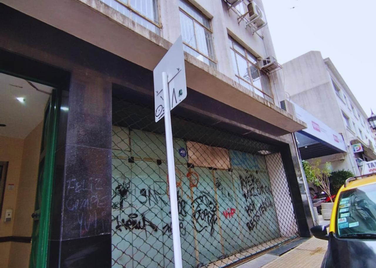 📍 Venta de Depósito / Local Comercial en San Telmo – Bolívar al 500