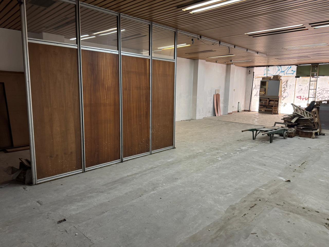 Foto de 📍 Venta de Depósito / Local Comercial en San Telmo – Bolívar al, imagen 4