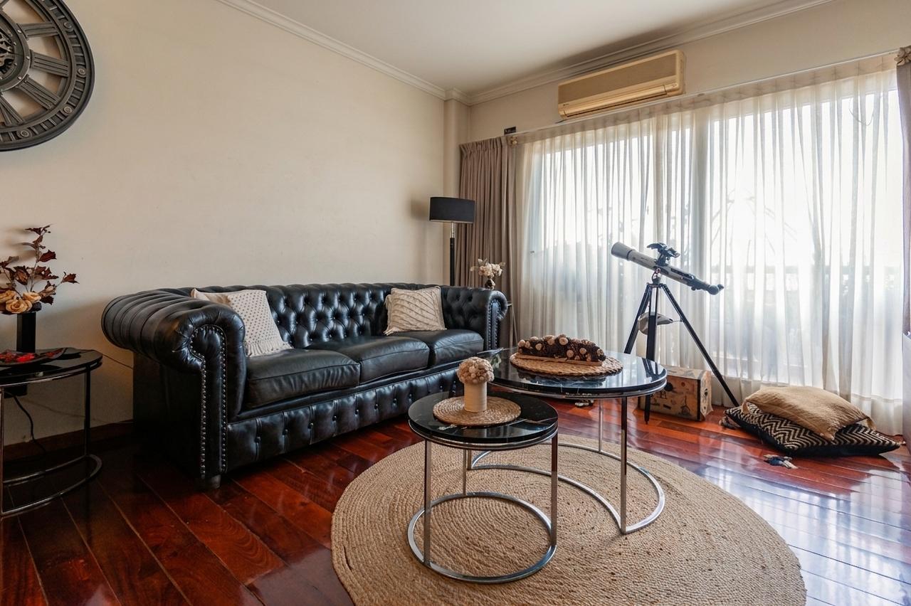 Departamento Piso en venta frente al Parque Chacabuco | 4 ambientes + dependencia + cochera