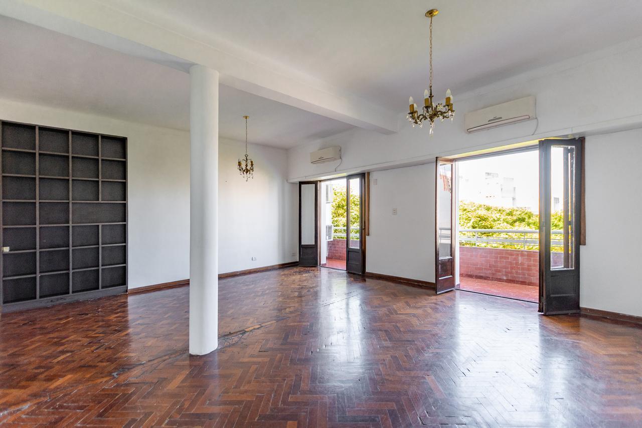 Foto de VENTA Departamento 3 ambientes mas escritorio, en BELGRANO R, imagen 3