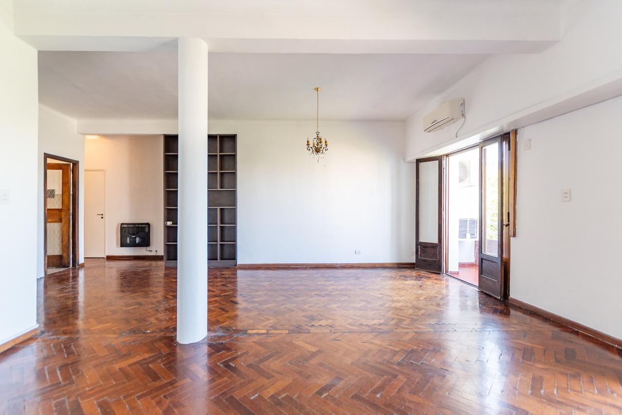 Foto de VENTA Departamento 3 ambientes mas escritorio, en BELGRANO R, imagen 5