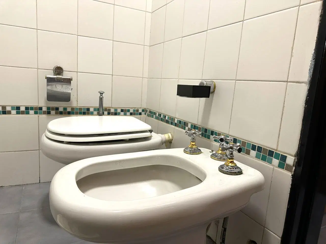 Piso en venta de 5 ambientes con dependencia, patio, una terraza con parrilla y cochera en Belgrano. 4