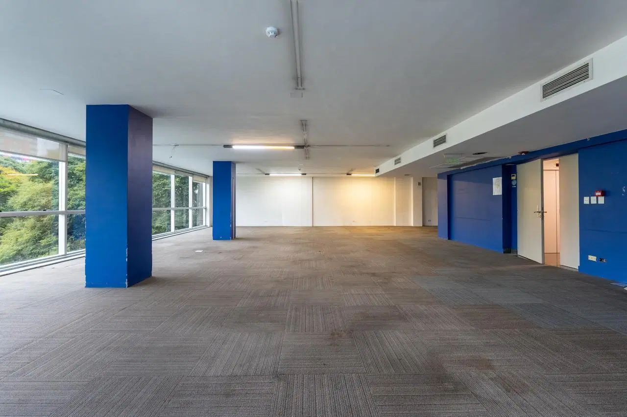 Alquiler Oficina Piso Entero Monserrat 4
