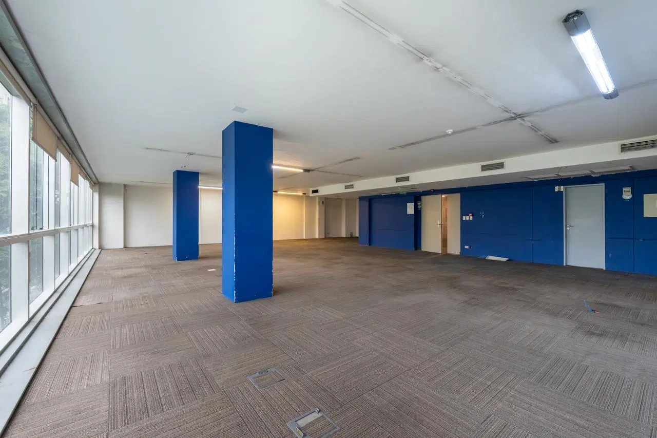 Alquiler Oficina Piso Entero Monserrat 5