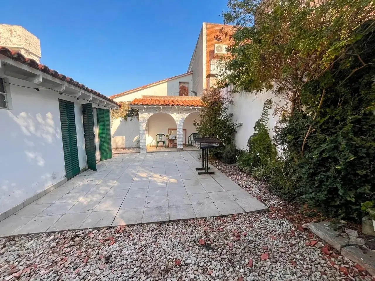 Venta casa 4 ambientes en Castelar 5