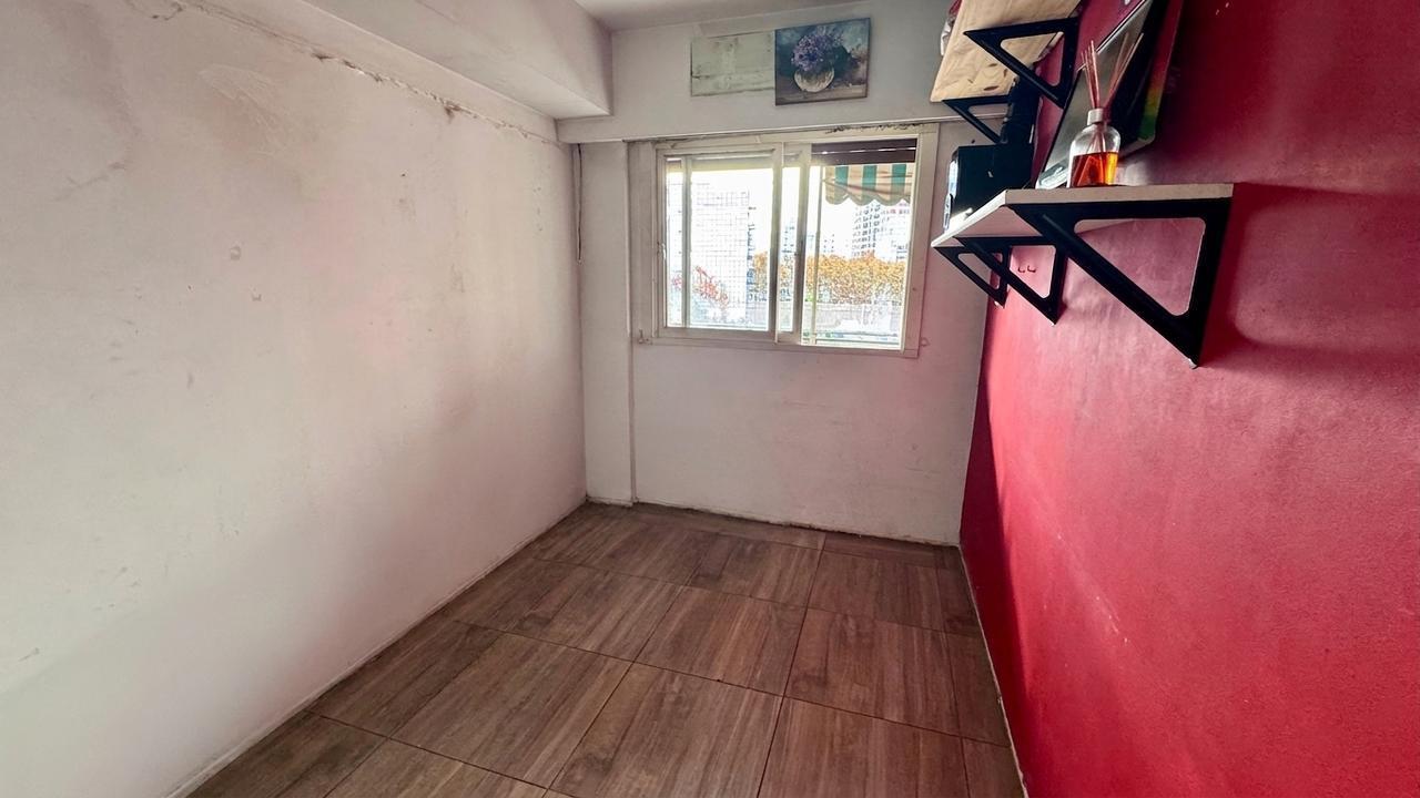 Venta de Departamento de 3 Ambientes con Balcón Terraza en Caballito