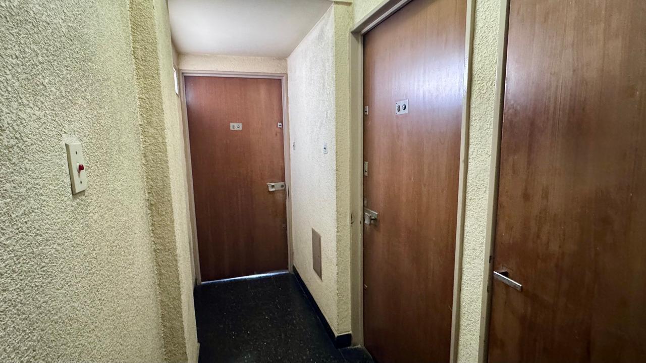 Venta de Departamento de 3 Ambientes con Balcón Terraza en Caballito