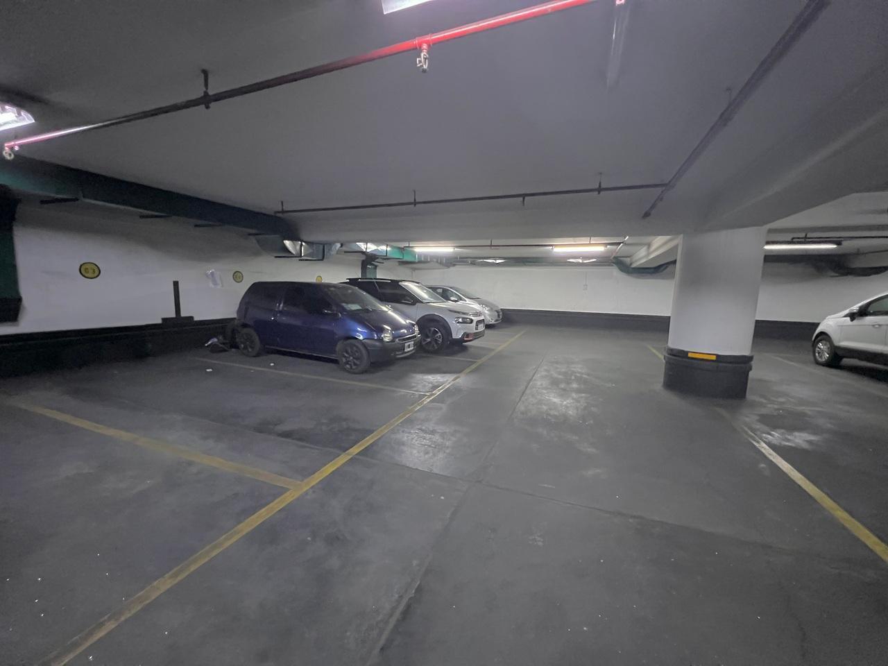 VENTA COCHERA FIJA CUBIERTA 2º SUBSUELO RECOLETA
