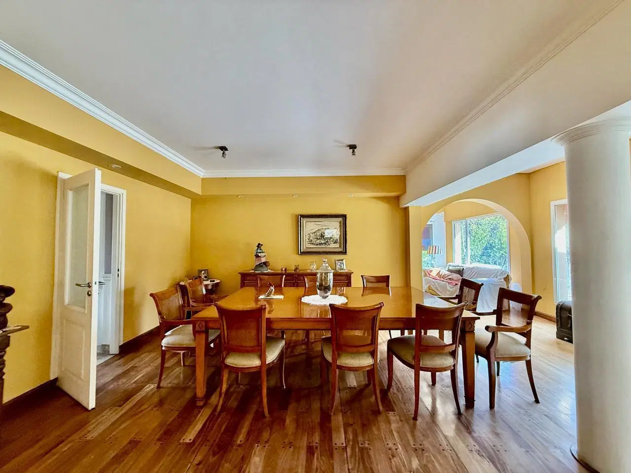 CASA EN VENTA: Ayres del Pilar - 1066m² de terreno y 270m² cubiertos 6 Ambientes 5