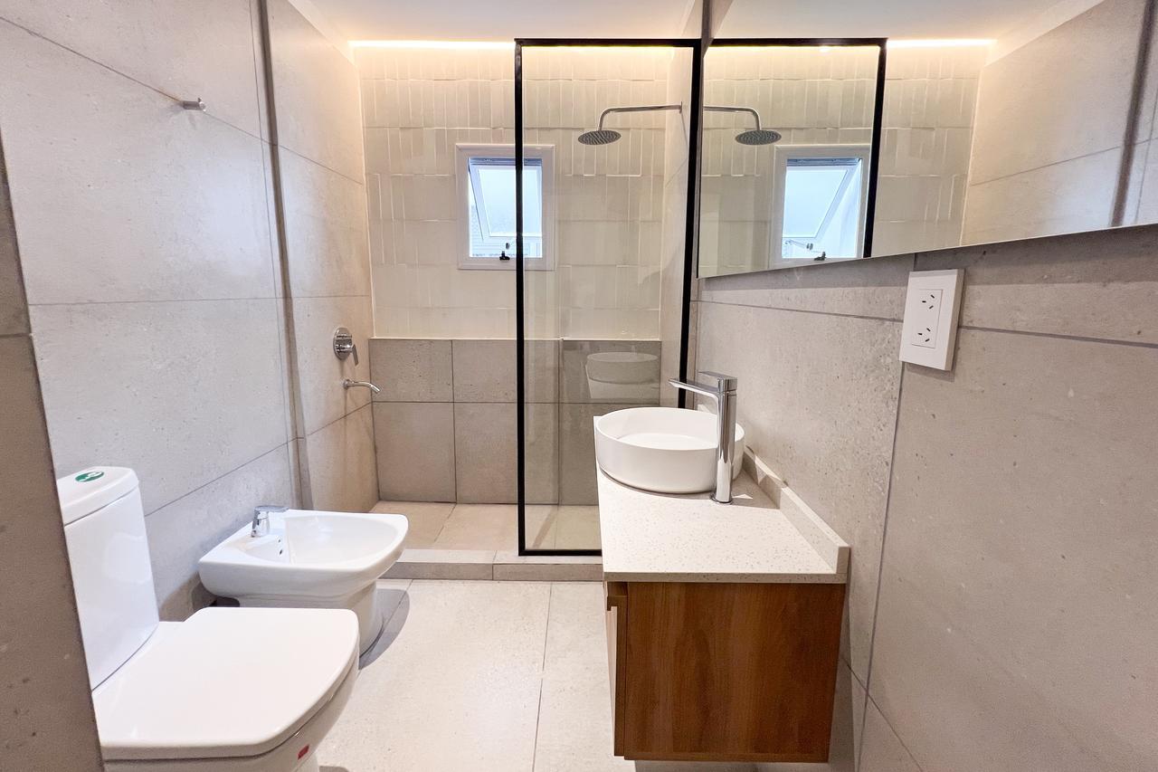 Venta de Departamento 3 Ambientes en PALERMO a una cuadra del Jardín Botánico. RECICLADO A NUEVO.