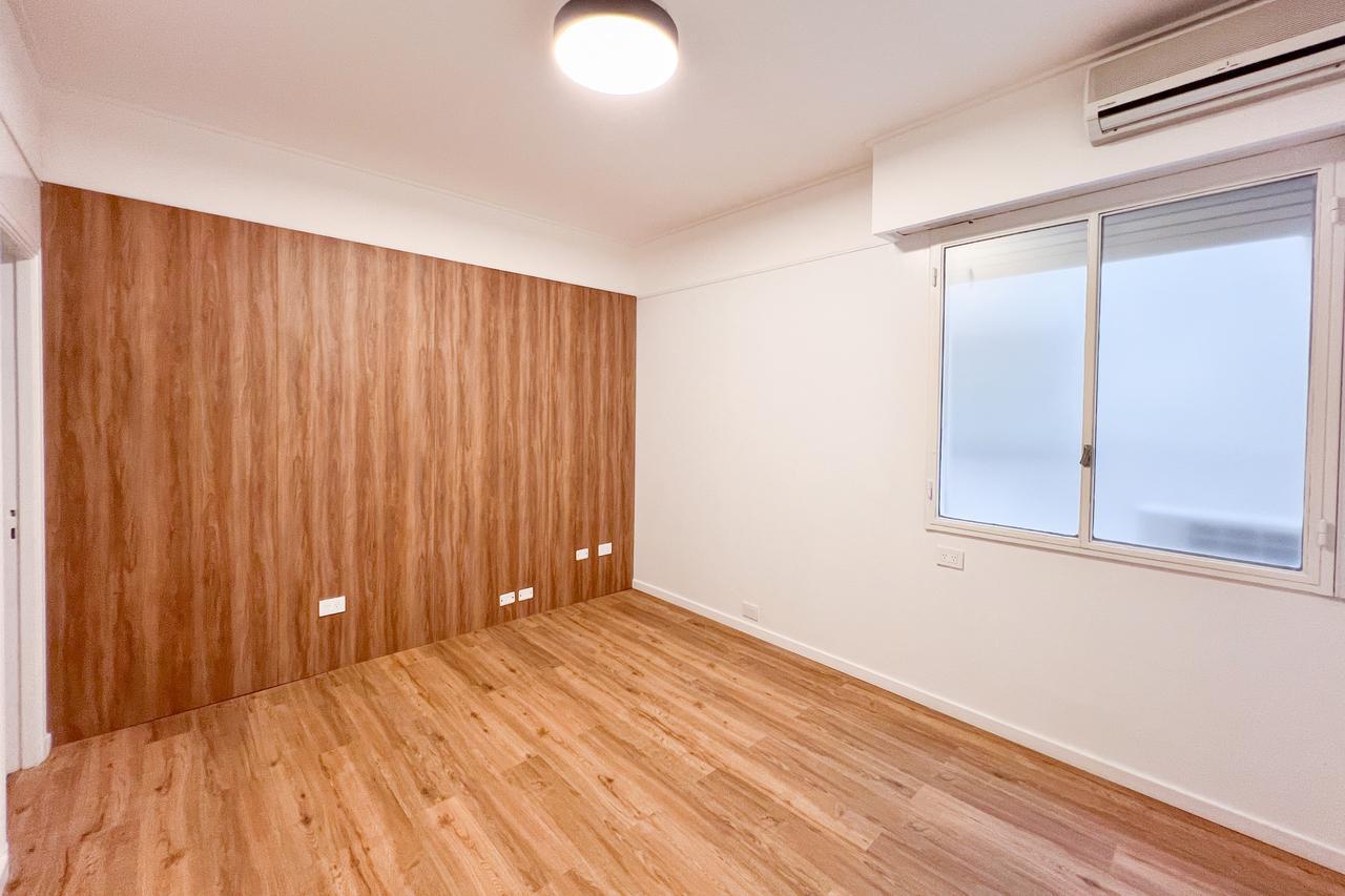Venta de Departamento 3 Ambientes en PALERMO a una cuadra del Jardín Botánico. RECICLADO A NUEVO.